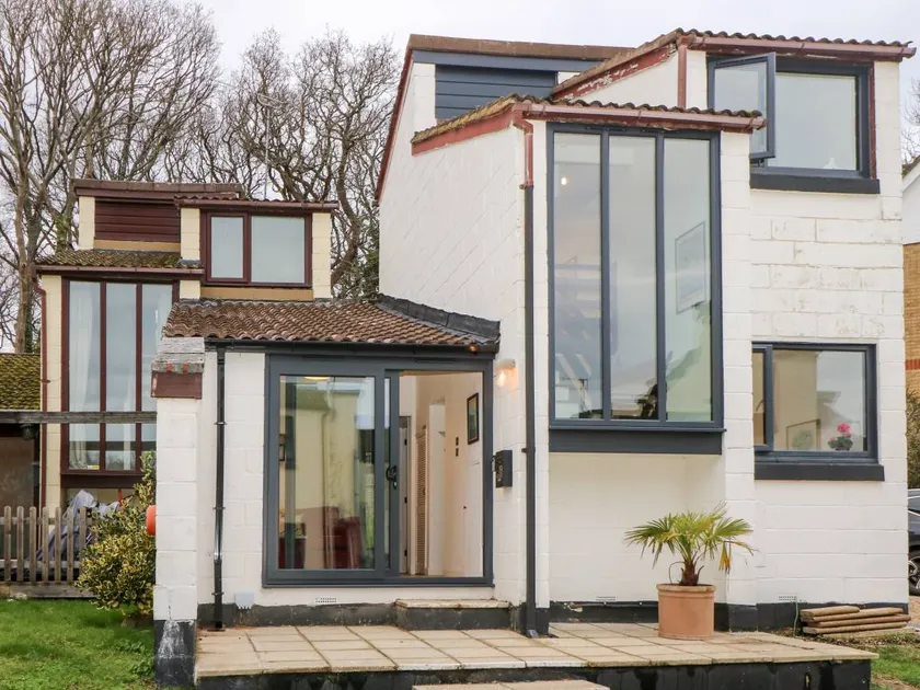 Children-friendly cottage | Pets are welcome - Image 1