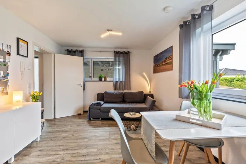 Fully equipped flat with terrace - Image 1