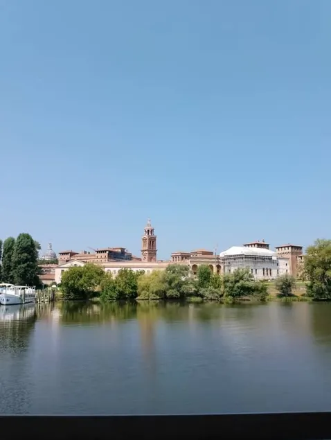 Family-oriented pleasant holiday apartment with terrace | City view | Perfect for remote work | Dogs allowed - Image 1