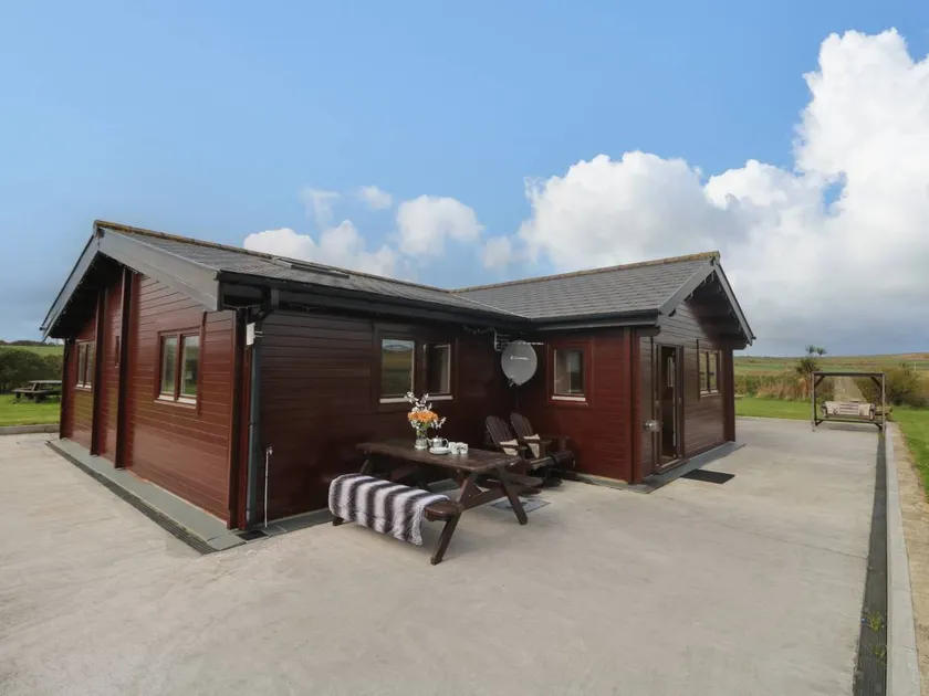 Merveilleux cottage adapté aux familles avec jardin et terrasse | Avec animaux bienvenus - Image 1