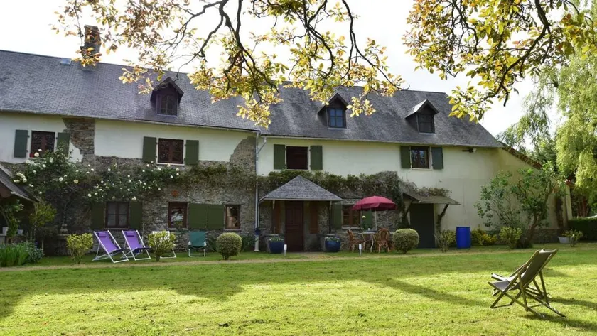 Ferienhaus mit Garten und Grill - Image 1
