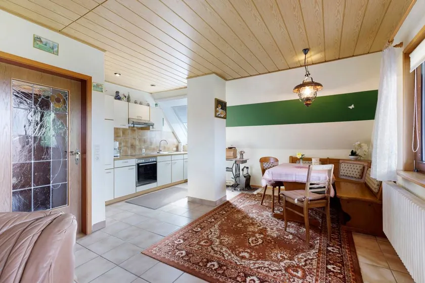 Apartment 'Haus Barbara' with Shared Garden, Balcony and Wi-Fi - Image 1