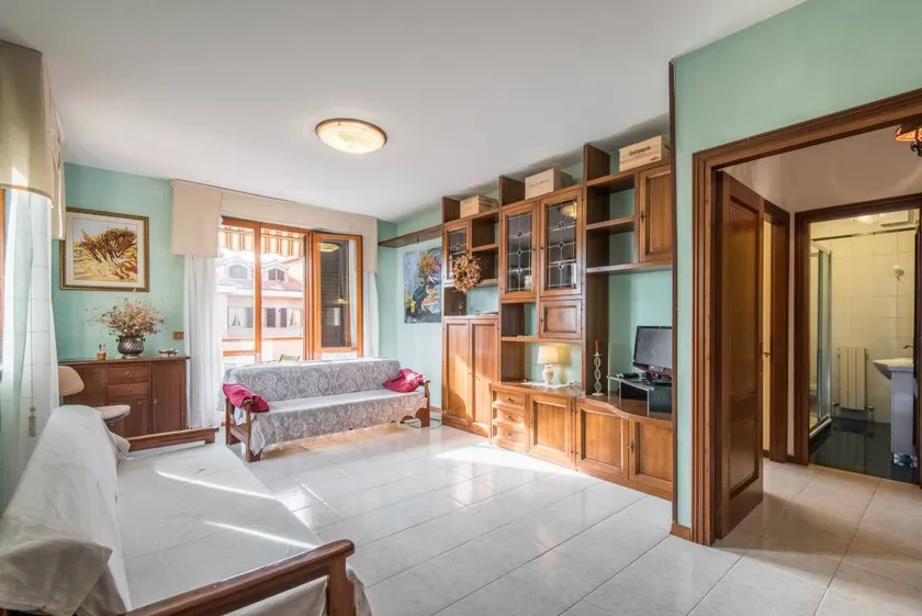 Comfortable Apartment In Siena, 80 M2, City View - Image 1