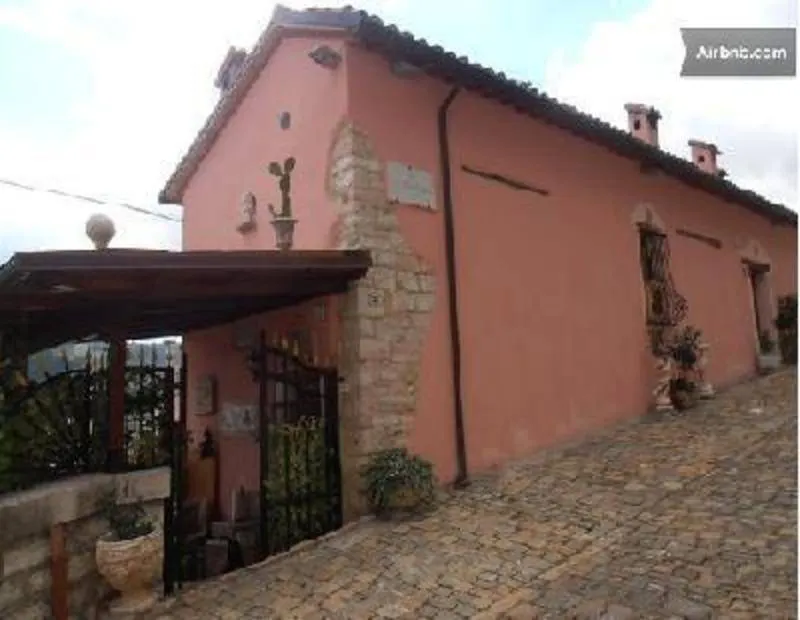 La Corte Alta - Image 1