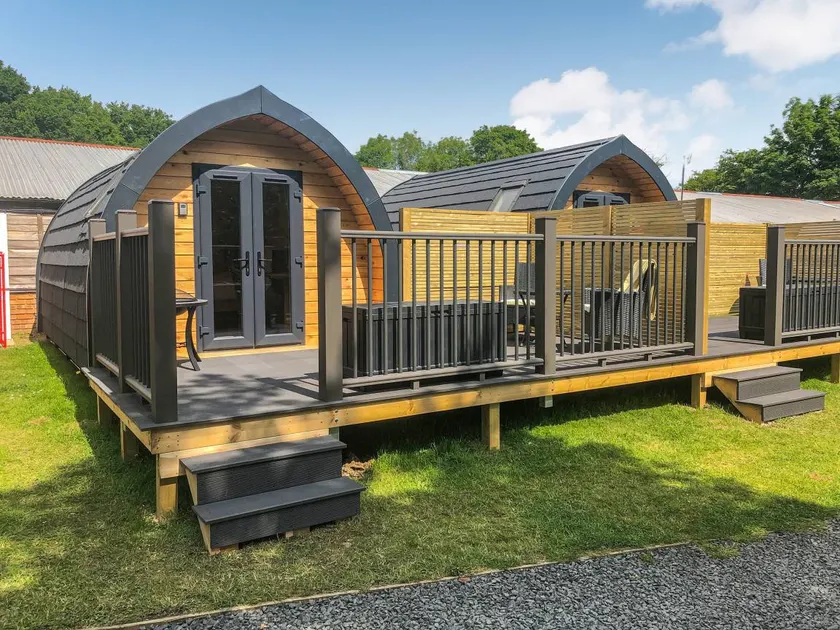 Children-friendly cottage with garden & barbeque - Image 1