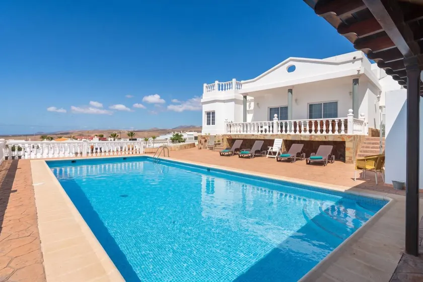 Appartamento con piscina | Vista sulla piscina - Image 1