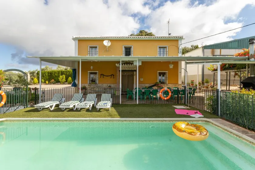 Ferienhaus mit Grill, Garten und Terrasse | Bergblick - Image 1