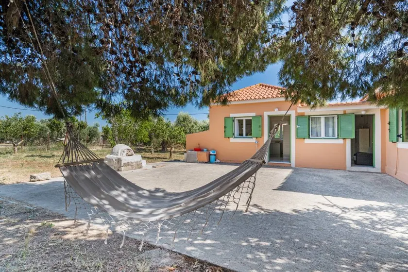 Country House 'Avra' with Private Terrace, Wi-Fi and Air Conditioning - Image 1
