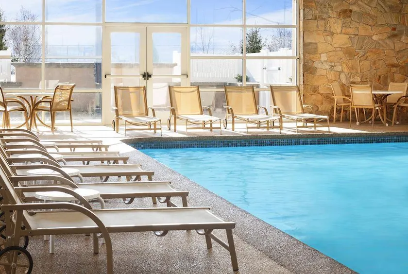 Wyndham Providence Airport - Image 1