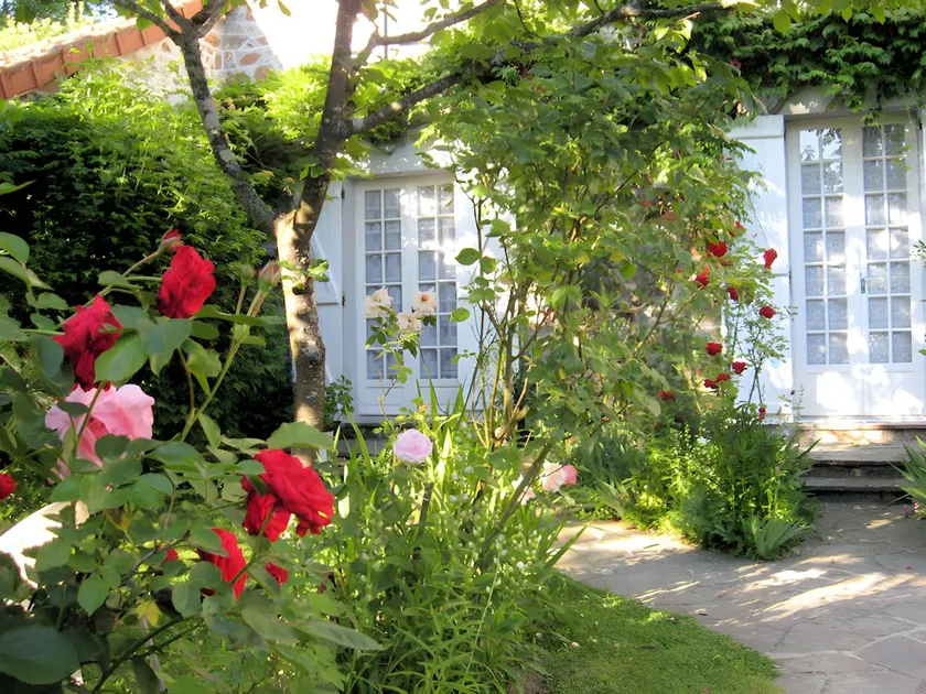 B&B with garden & terrace | Garden view - Image 1