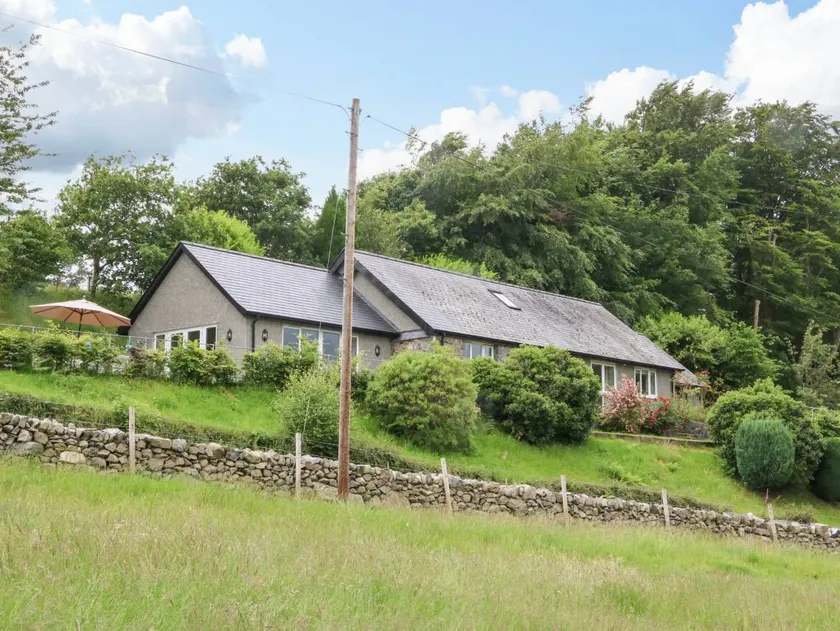 Landhaus mit Garten und Whirlpool - Image 1