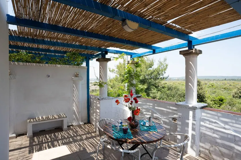 House with BBQ & garden - Image 1