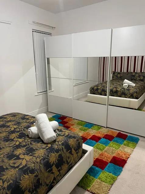 Holiday home with garden - Image 1