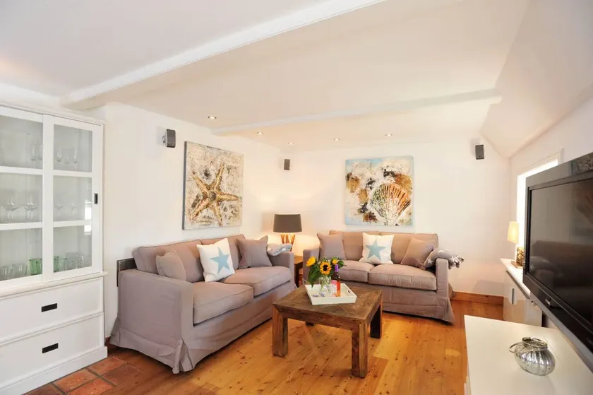 Appartement avec terrasse et jardin - Image 1