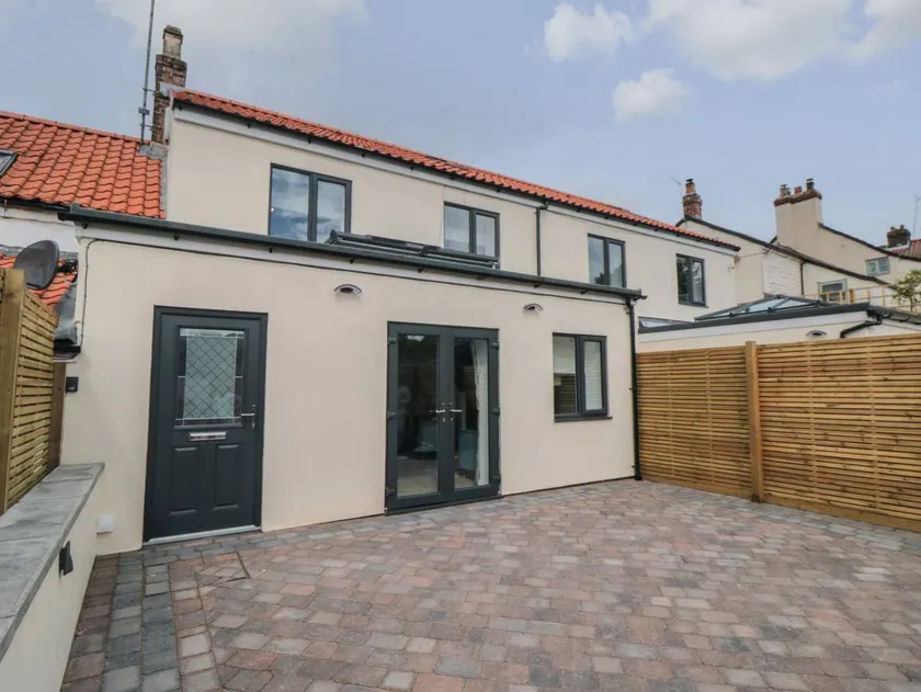 Children-friendly cottage with garden & barbecue | Dogs allowed - Image 1