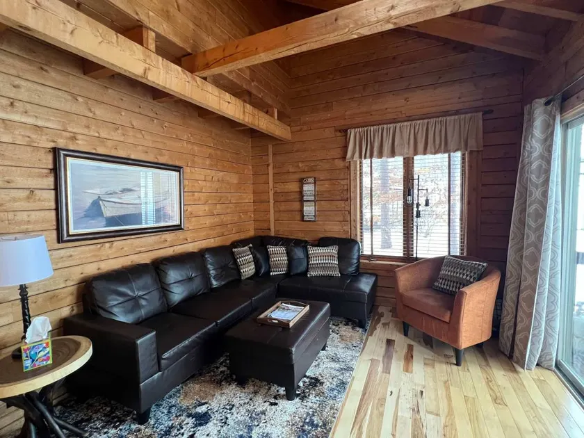 Holiday home with garden - Image 1