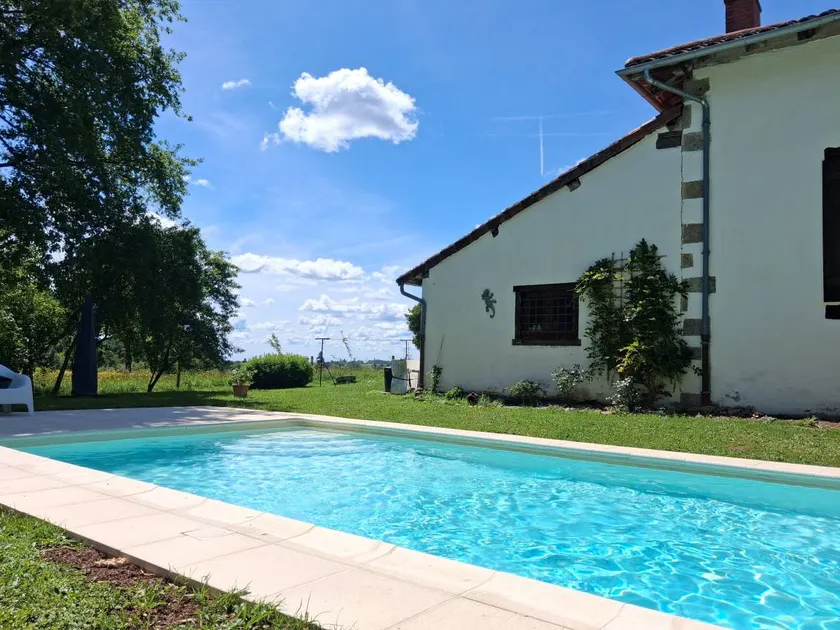 Bed & breakfast con barbecue, terrazza e giardino | Vista sul giardino - Image 1