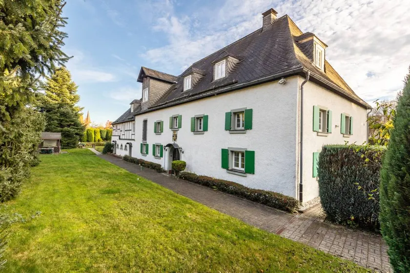 Holiday apartment with garden | Garden view | Suitable for remote work - Image 1