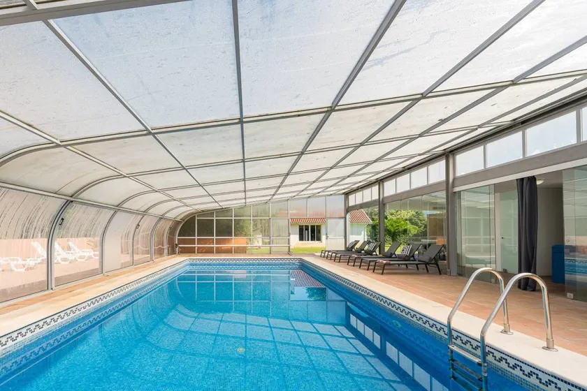 Family-friendly holiday home with barbeque, pool & garden | Suitable for remote work - Image 1