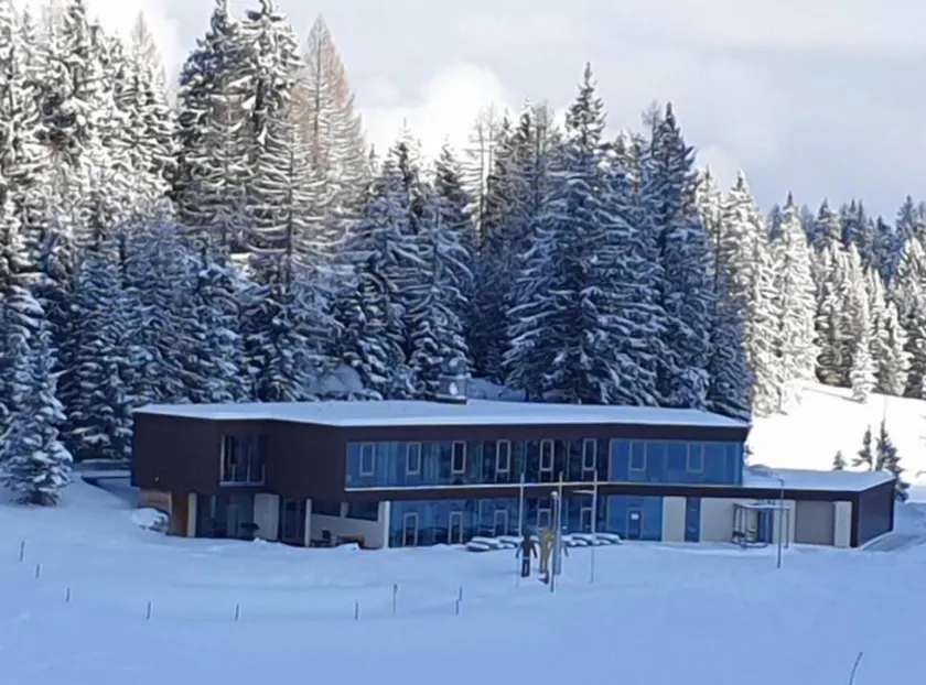 Fully equipped flat | Mountain view | Close to the ski - Image 1