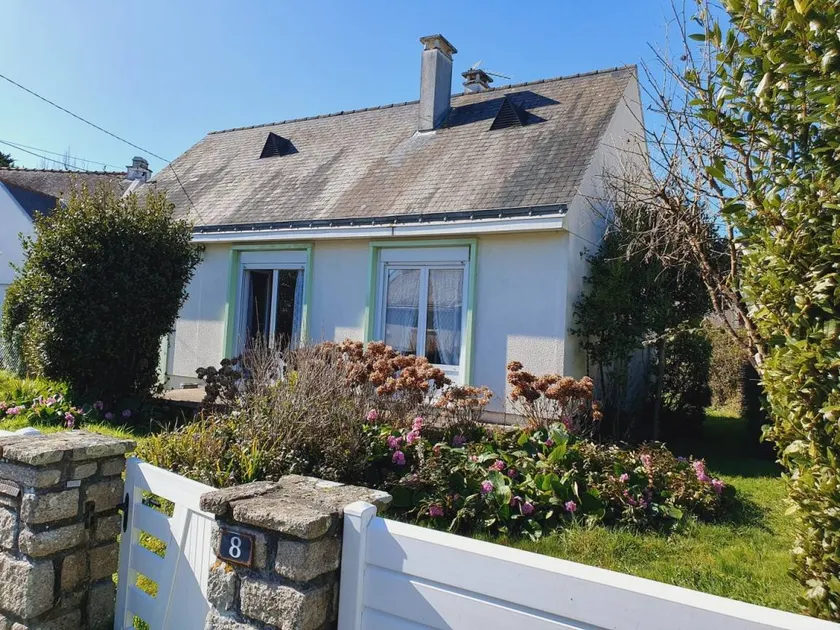 Lovely house with barbeque & garden | Close to the beach - Image 1