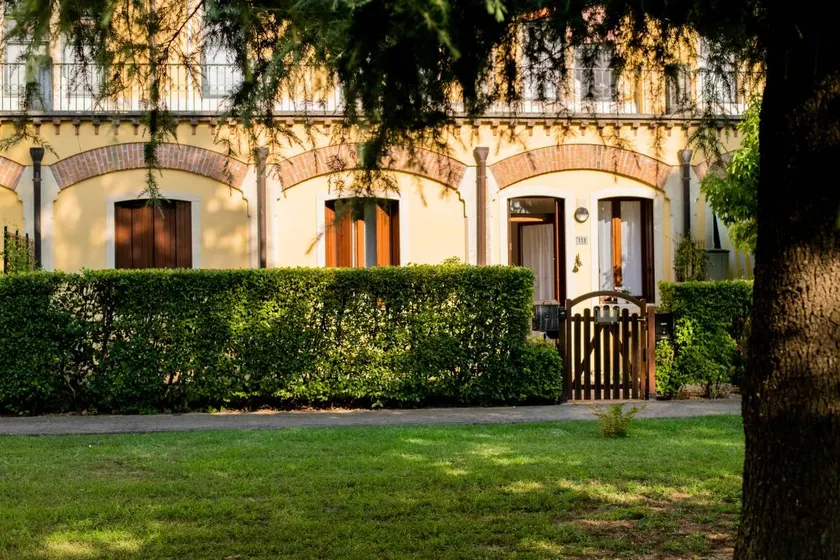 Apartamento totalmente equipado con jardín | Vistas al jardín - Image 1