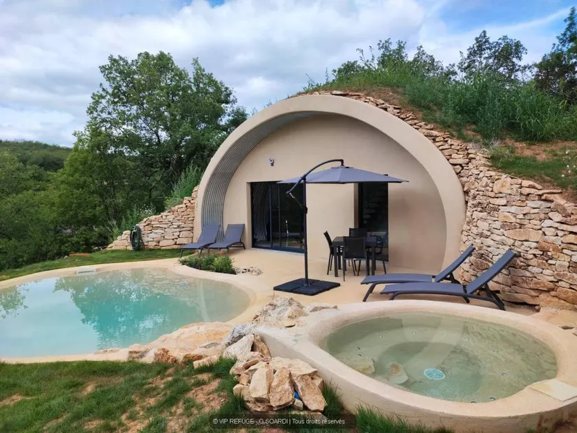Wonderful gite with terrace, private pool & garden - Image 1