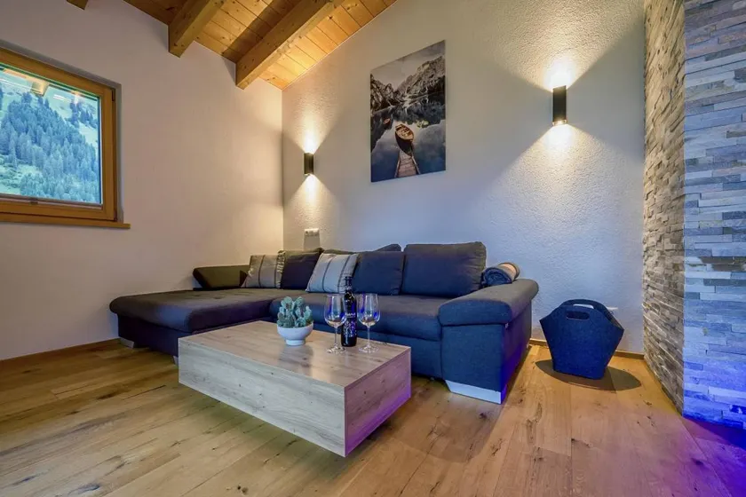 Flat with terrace | Garden view - Image 1