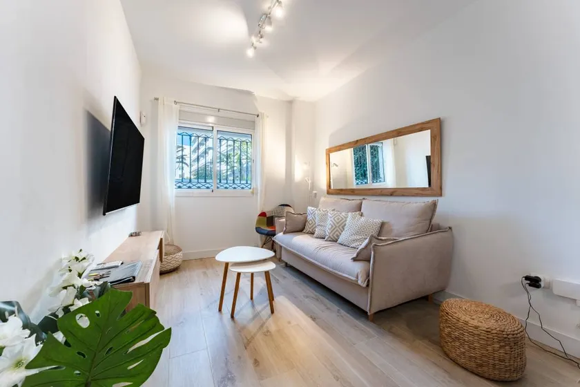 Apartment 'Martin's Place' with Wi-Fi and Air Conditioning - Image 1