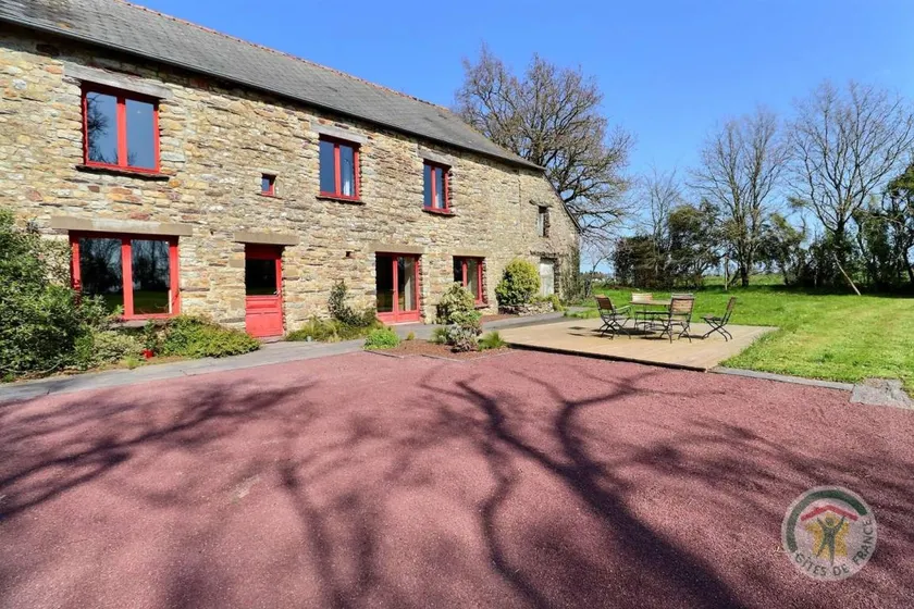 Lovely gite with terrace & garden | Pets are welcome - Image 1