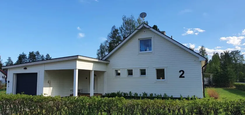 Family-friendly lovely holiday home with garden, terrace & sauna | Nature view | Pets allowed - Image 1