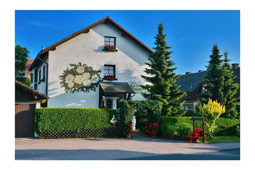 House with garden & BBQ | Pets are welcome - Image 1