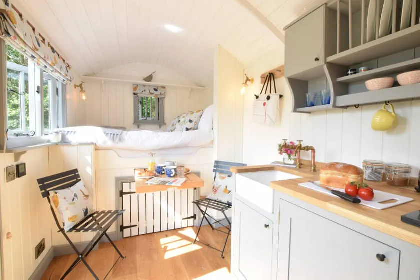 Family-oriented nice cottage with garden | Pets allowed - Image 1