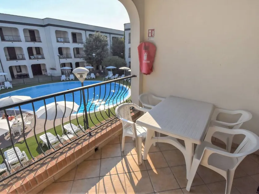 Appartement adapté aux familles avec terrasse, piscine et jardin | Avec animaux admis - Image 1