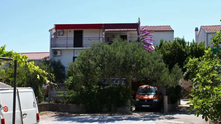 Flat with barbeque & terrace | Sea view - Image 1