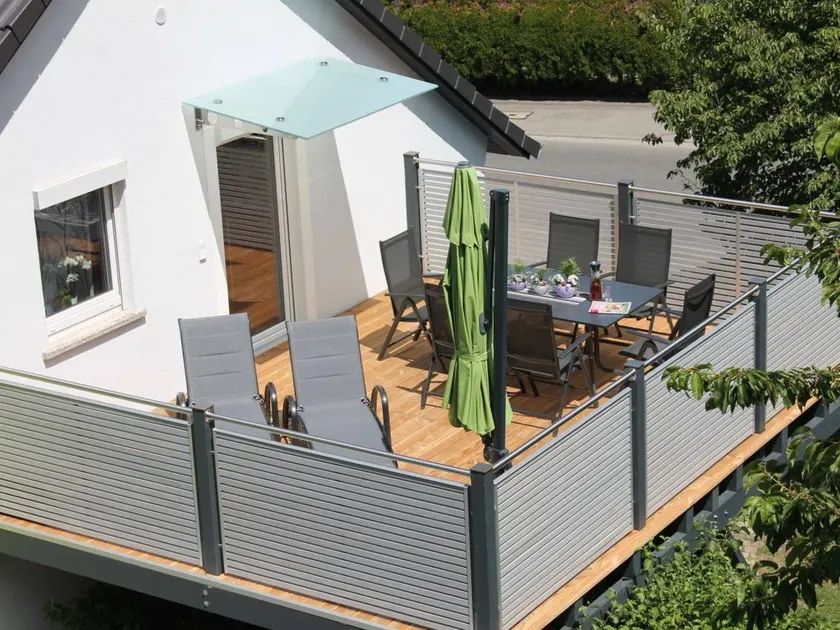 Children-friendly holiday apartment with BBQ & terrace | Mountain view | Good for workation | Pet-friendly - Image 1