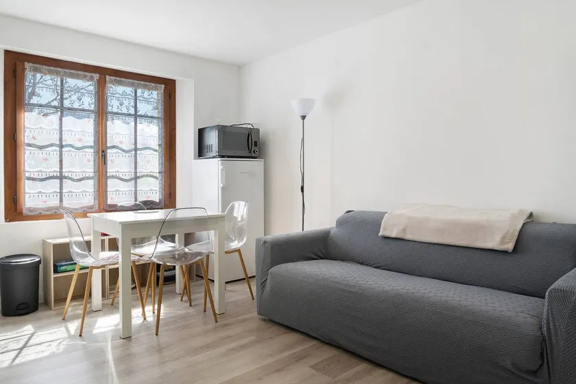 Apartment 'L'arrieulat 2' with Mountain View, Shared Terrace and Shared Garden - Image 1