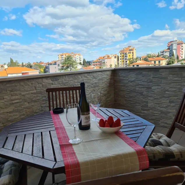 Charming dedicated room with terrace & barbeque | Pets are welcome - Image 1