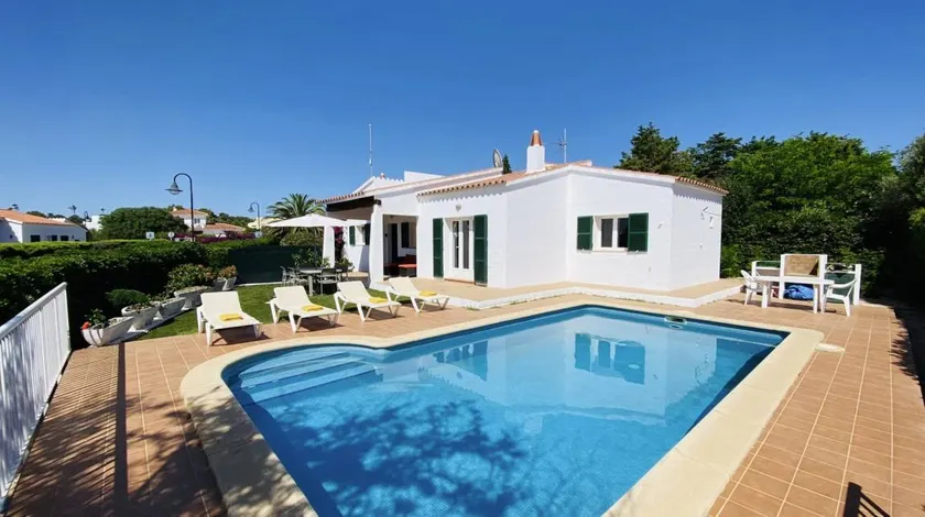 Villa mit Garten, Grill und privatem Pool - Image 1