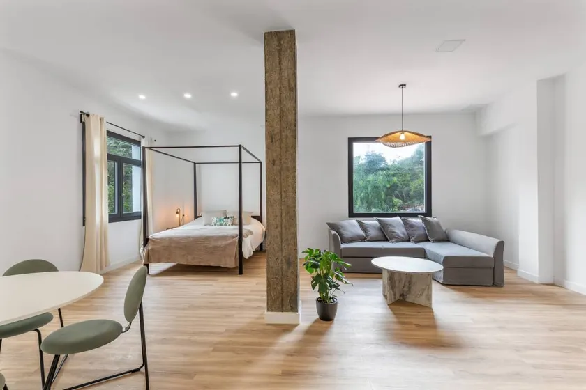 Apartment with terrace, garden & barbecue | Mountain view - Image 1