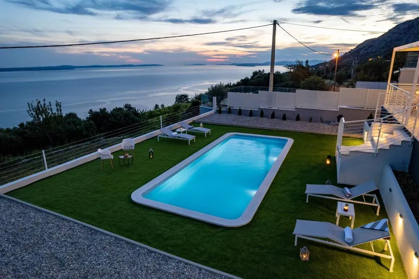Villa con piscina privada, jardín y barbacoa | Vistas al mar - Image 1