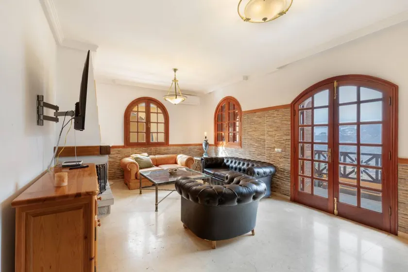 4 bedrooms house with shared pool enclosed garden and wifi at Tejeda - Image 1