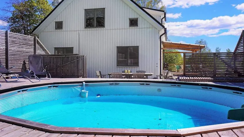Maison de vacances avec piscine - Image 1