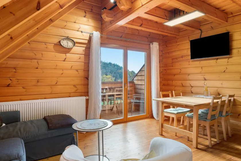 Flat with terrace, garden & barbeque | Garden view - Image 1