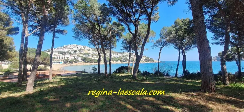 Fully equipped holiday home with terrace | Close to the beach - Image 1