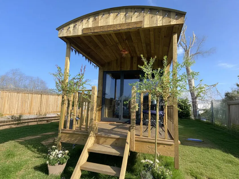 Family-friendly cottage with garden | Pet-friendly - Image 1
