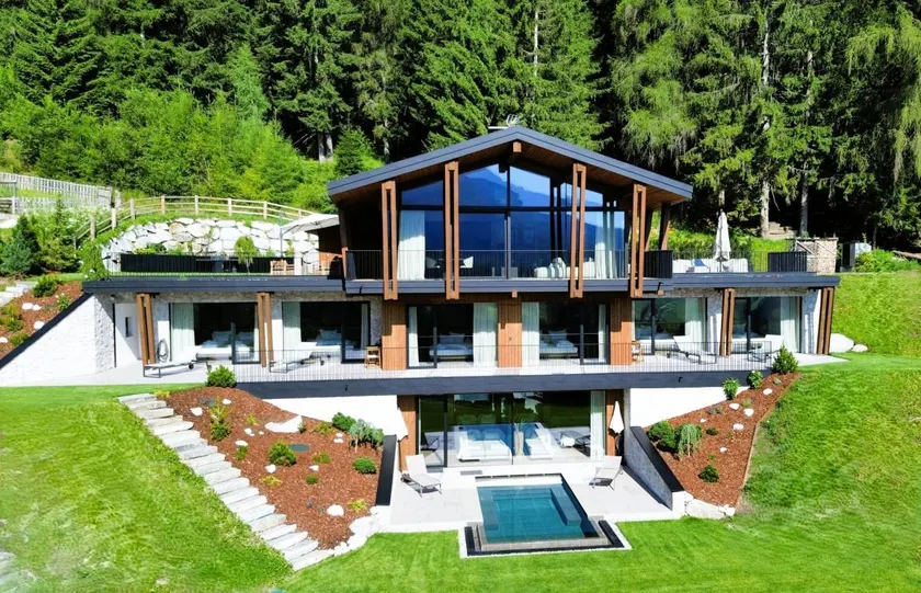 Apartment with private pool, sauna & BBQ - Image 1
