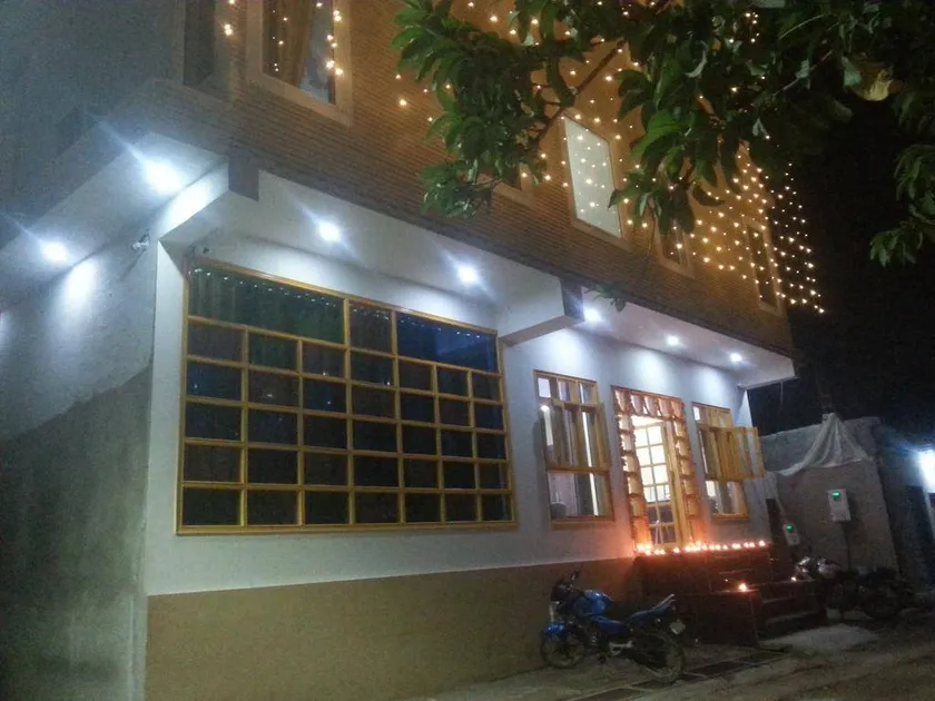 Taj Village - Image 1