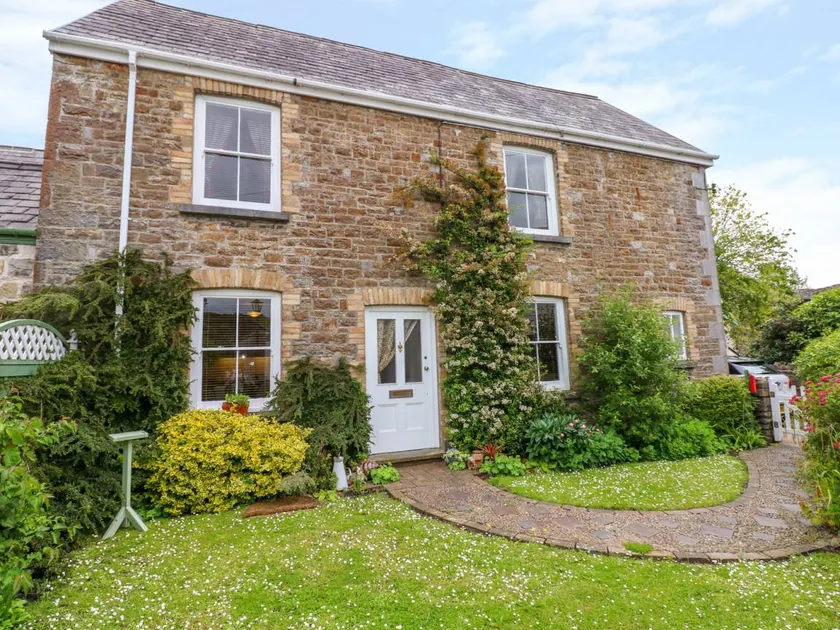 Children-friendly cottage with garden | Pets are welcome - Image 1