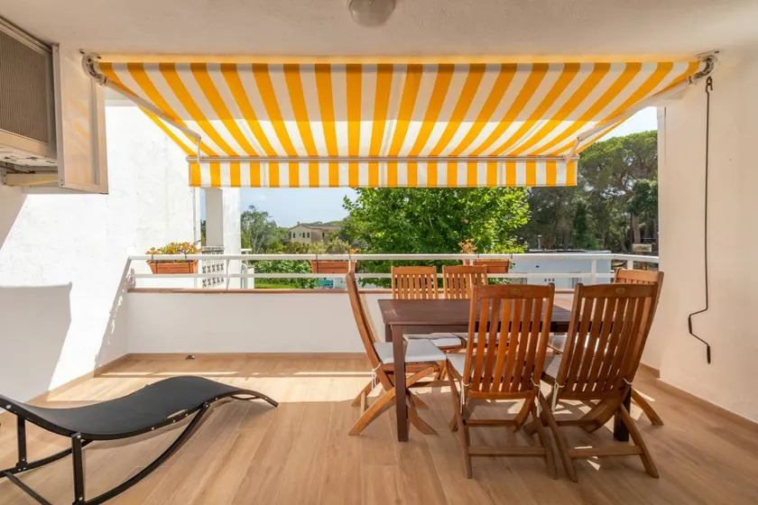 Flat with terrace, pool & garden | Garden view - Image 1